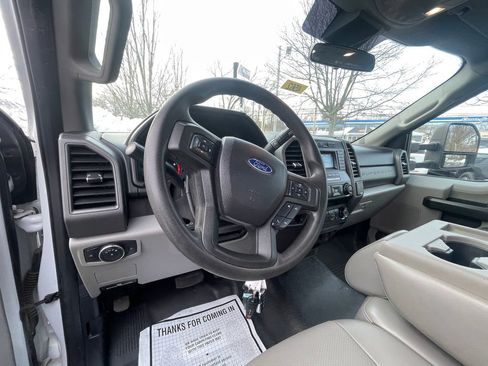 Used 2021 Ford F450 XL w/ Snow Plow Prep Package image 9