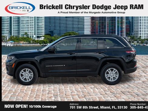 Used 2025 Jeep Grand Cherokee Laredo AWD/4WD image 8