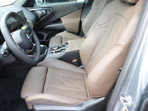 Used 2025 BMW X3 xDrive30i w/ Premium Package image 15