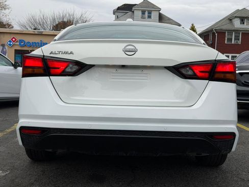 Used 2025 Nissan Altima 2.5 S image 14