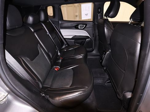 Used 2023 Jeep Compass Limited AWD/4WD image 18