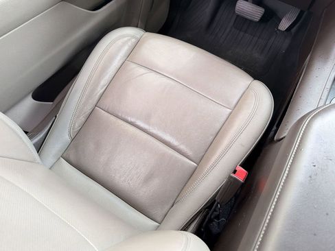 Used 2021 GMC Yukon SLT w/ SLT Luxury Package image 29