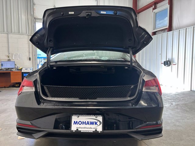 Used 2021 Hyundai Elantra SEL FWD image 10