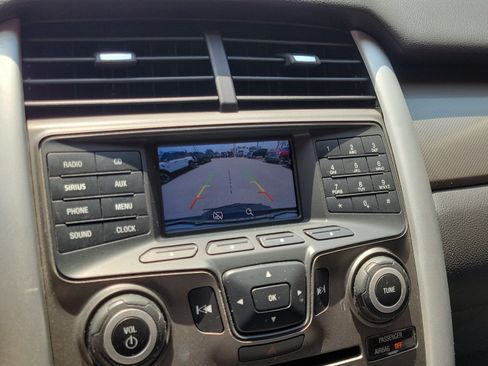 Used 2014 Ford Edge SEL w/ Equipment Group 204A FWD image 28