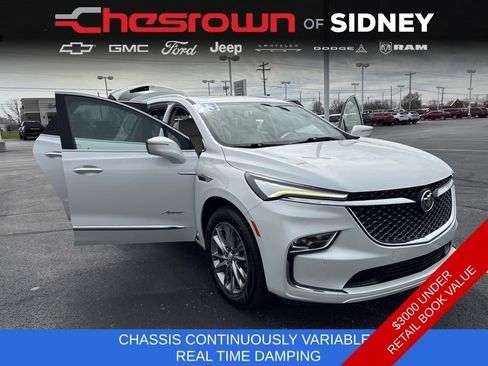 Used 2023 Buick Enclave Avenir w/ Avenir Technology Package AWD/4WD image 19