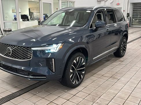 New 2026 Volvo XC90 T8 Ultra w/ Protection Package Premier AWD/4WD image 9