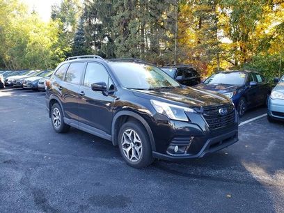 Used 2022 Subaru Forester Premium w/ Popular Package #1