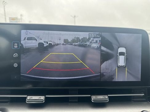 Used 2024 Hyundai Kona Limited image 22