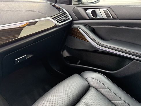 Used 2023 BMW X5 xDrive40i image 30