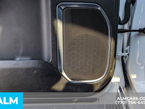 Used 2024 Chevrolet Silverado 2500 LT image 60