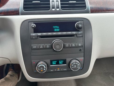 Used 2011 Buick Lucerne CXL w/ Driver Confidence Package image 20