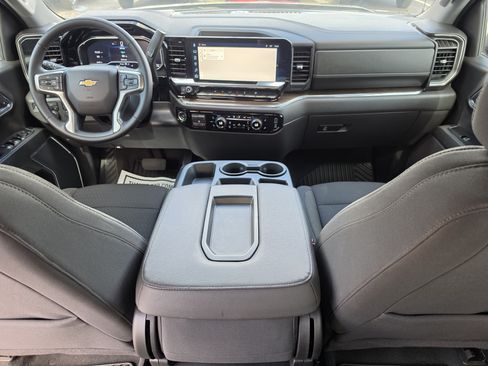 Used 2024 Chevrolet Silverado 1500 LT AWD/4WD image 19