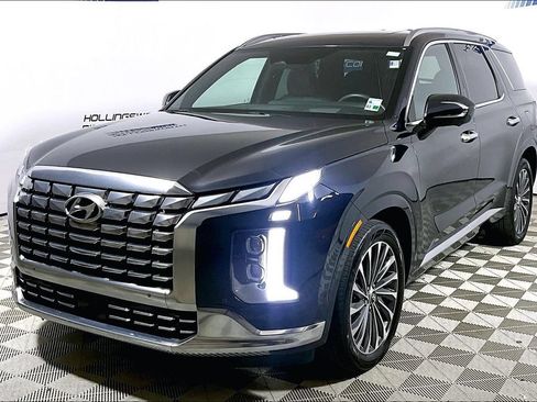 Used 2024 Hyundai Palisade Calligraphy FWD image 1