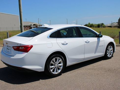 Used 2023 Chevrolet Malibu LT FWD image 17