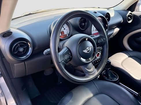 Used 2014 MINI Cooper Countryman FWD image 11