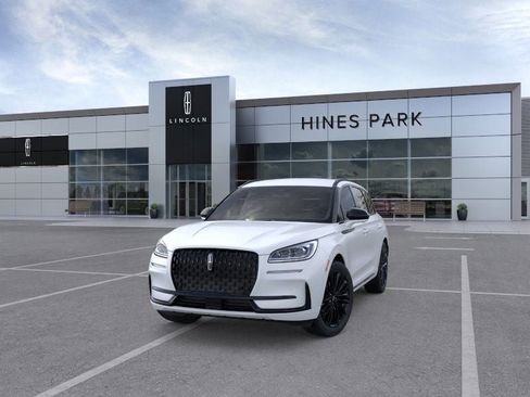 New 2026 Lincoln Corsair Reserve w/ Jet Appearance Package image 2