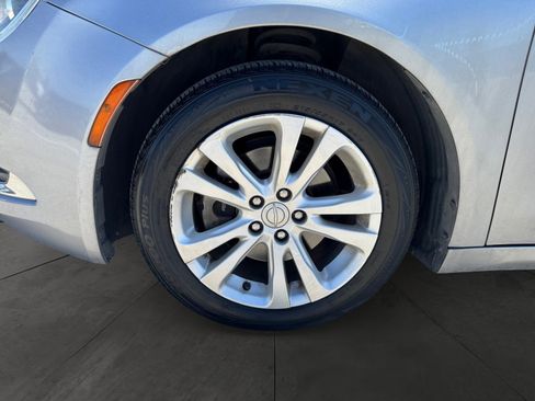 Used 2016 Chrysler 200 Limited image 14