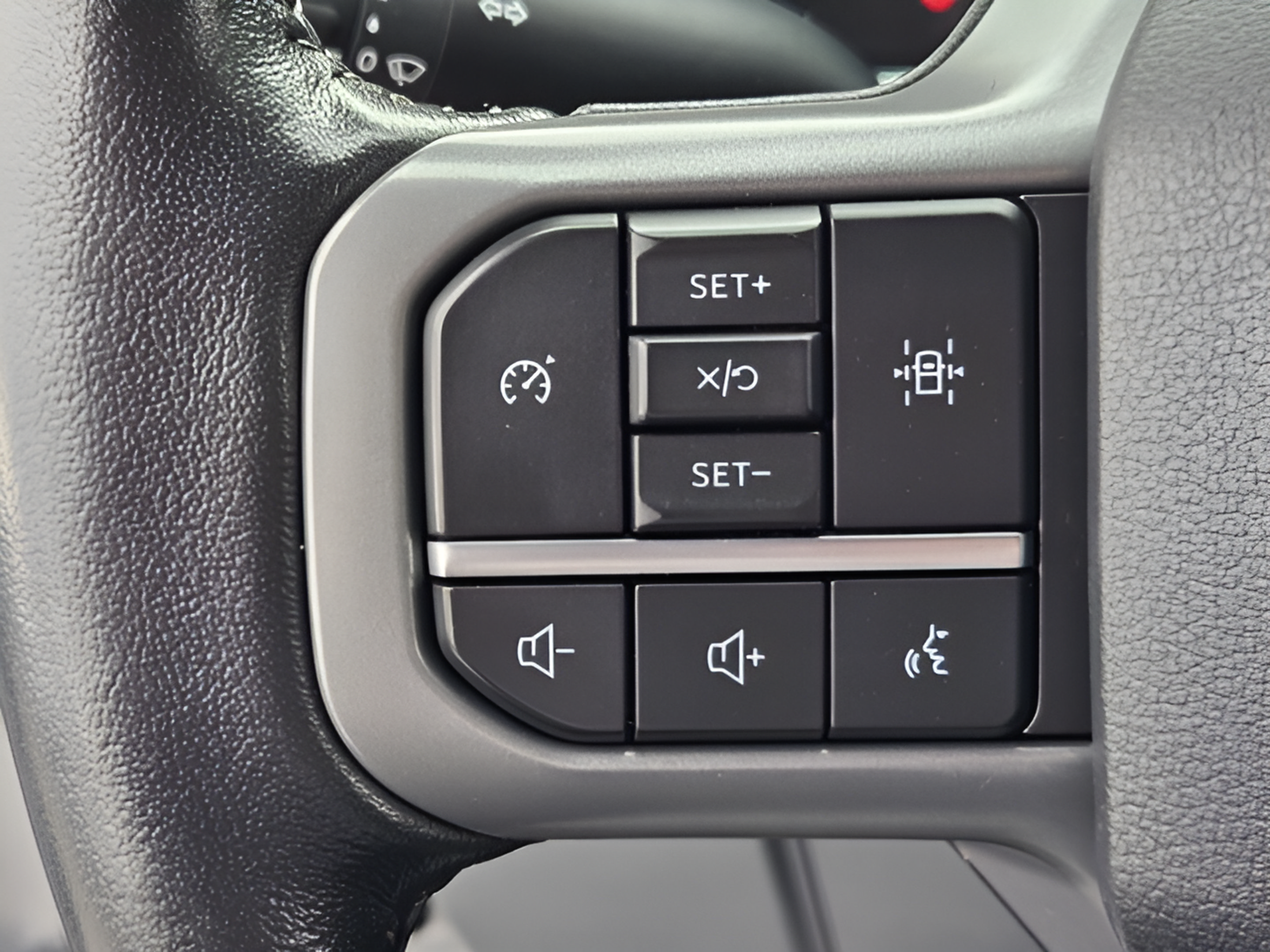 Used 2021 Ford F150 XLT w/ Equipment Group 302A High AWD/4WD image 25