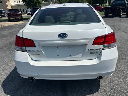 Used 2013 Subaru Legacy 3.6R Limited AWD/4WD image 4