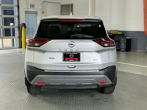 Used 2021 Nissan Rogue SV image 24