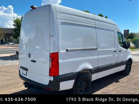 Used 2026 Mercedes-Benz Sprinter 2500 image 5