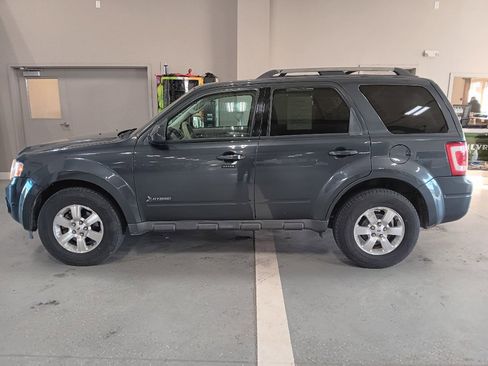 Used 2010 Ford Escape 4WD Hybrid image 1