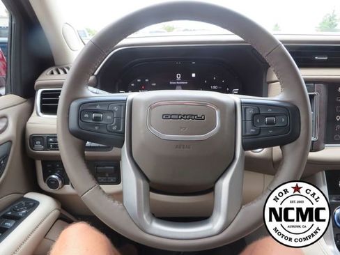 Used 2023 GMC Yukon Denali w/ Max Trailering Package AWD/4WD image 29