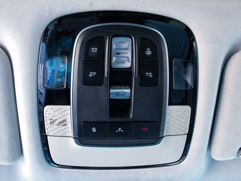 Used 2020 Hyundai Palisade Limited image 26