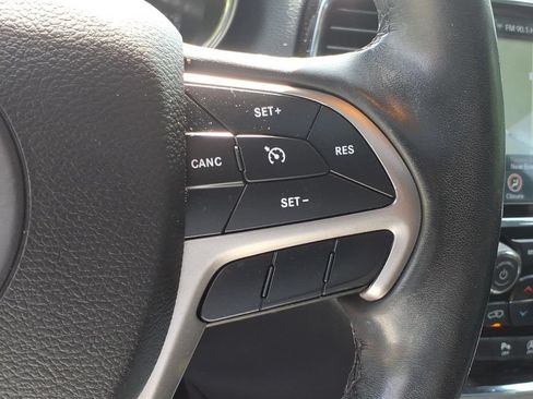 Used 2021 Jeep Grand Cherokee Limited AWD/4WD image 20