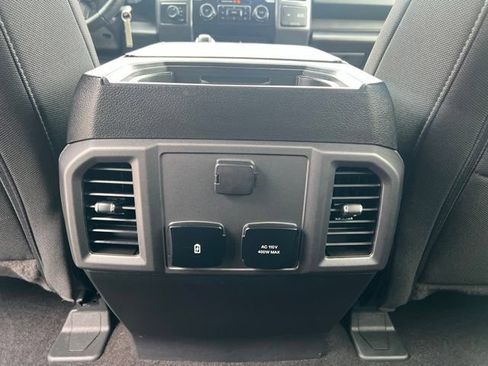 Used 2019 Ford F150 XLT w/ Equipment Group 302A Luxury AWD/4WD image 17