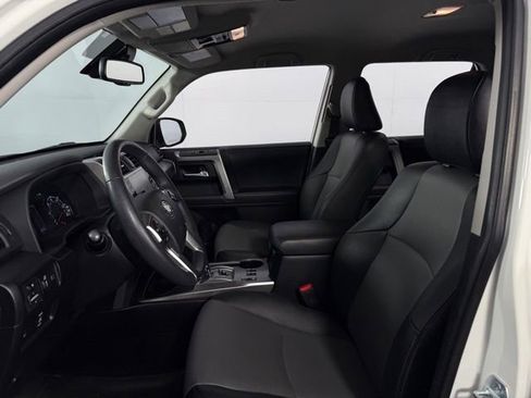 Used 2021 Toyota 4Runner SR5 Premium image 14