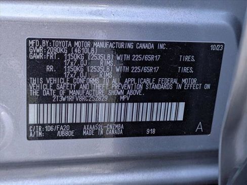 Used 2024 Toyota RAV4 XLE FWD image 15