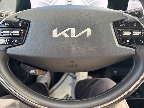 Certified 2024 Kia EV6 Light image 14