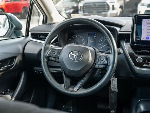 Used 2023 Toyota Corolla LE image 12