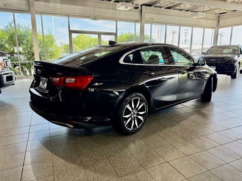 Used 2021 Chevrolet Malibu RS FWD image 9
