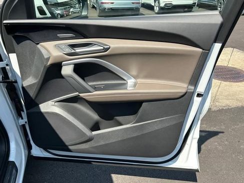 New 2025 Audi Q5 Premium Plus w/ Premium Plus image 24