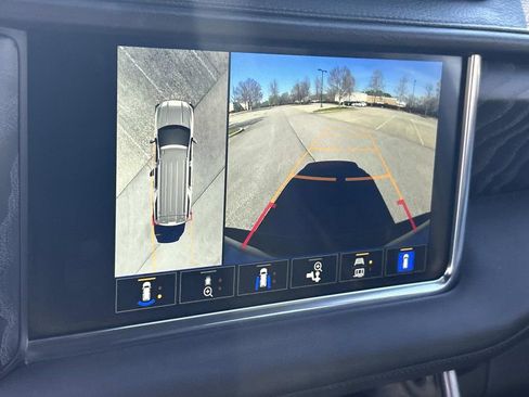 Used 2024 GMC Yukon Denali image 40