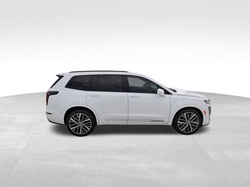 Certified 2023 Cadillac XT6 Sport w/ Technology Package image 5