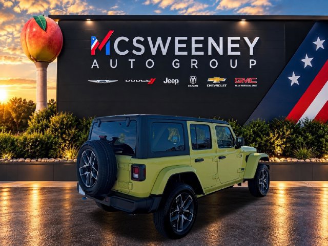 Used 2024 Jeep Wrangler Unlimited w/ Dual Top Group AWD/4WD image 5