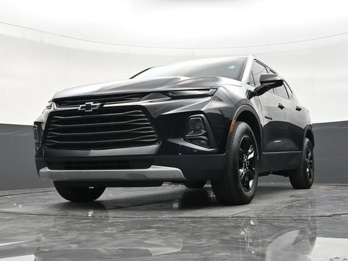 Used 2022 Chevrolet Blazer LT w/ Midnight/Sport Edition FWD image 28