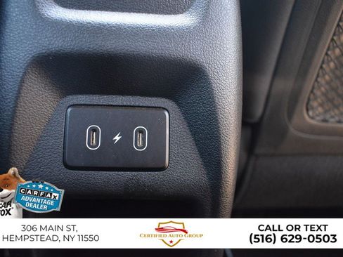 Used 2026 Hyundai Venue SEL FWD image 32