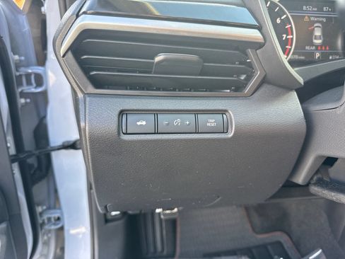 Used 2024 Nissan Altima 2.5 SR w/ SR Premium Package FWD image 24