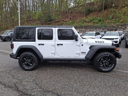 Certified 2022 Jeep Wrangler Unlimited Sport AWD/4WD image 8
