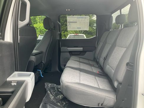 New 2026 Ford F250 4x4 Crew Cab Super Duty image 14