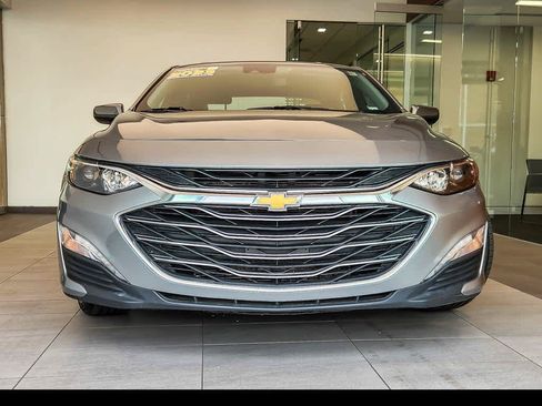Used 2023 Chevrolet Malibu LT FWD image 5