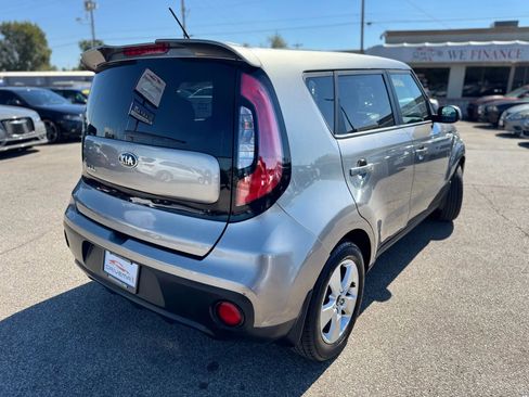 Used 2017 Kia Soul EV image 3