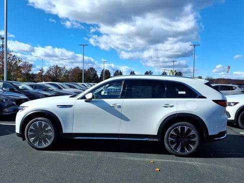 New 2025 MAZDA CX-90 Plug-In Hybrid w/ Premium Plus image 2