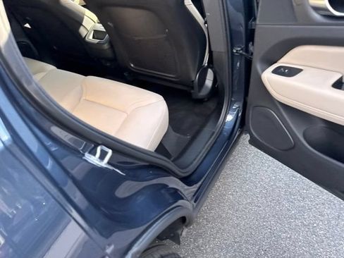 Certified 2026 Volvo XC60 B5 Plus AWD/4WD image 12