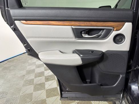 Used 2019 Honda CR-V Touring image 24
