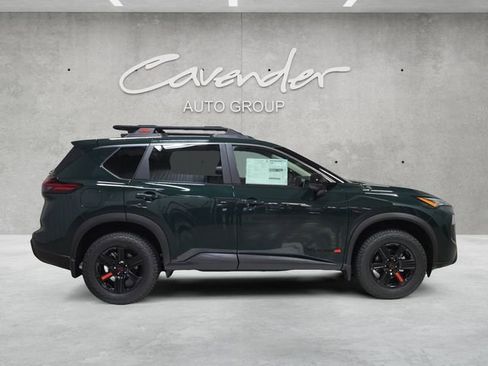 New 2026 Nissan Rogue SV AWD/4WD image 17